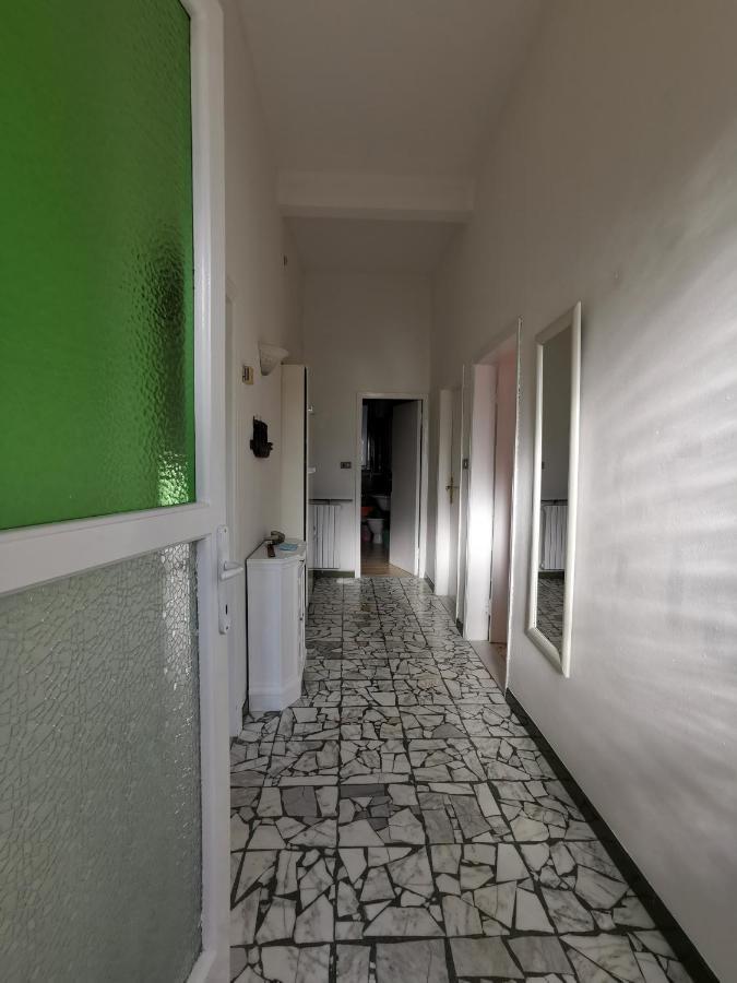 Verite Έμπολι Εξωτερικό φωτογραφία